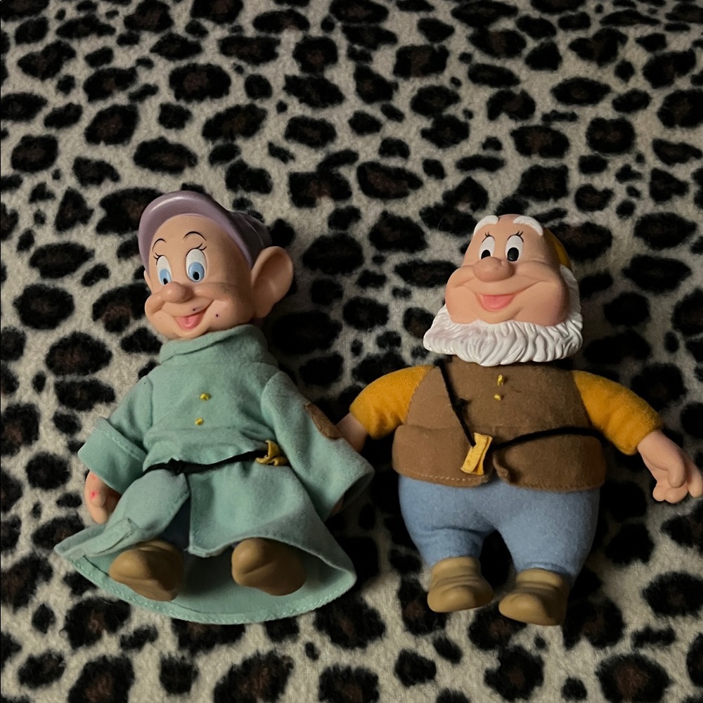 Vintage Disney Dwarfs Plush Toy Pair - Mint and Brown